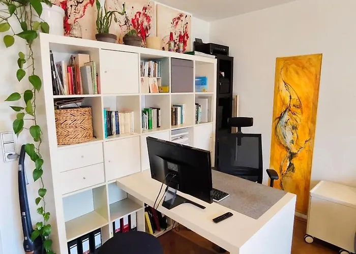 Dachgeschosswohnung Mit Dachterrasse Bécs